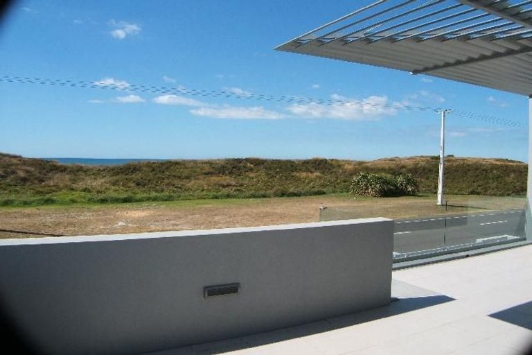 Photo of property in 688 Papamoa Beach Road, Papamoa Beach, Papamoa, 3118