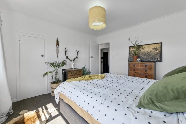 Photo of property in 16 Rosendale Avenue, Spotswood, New Plymouth, 4310