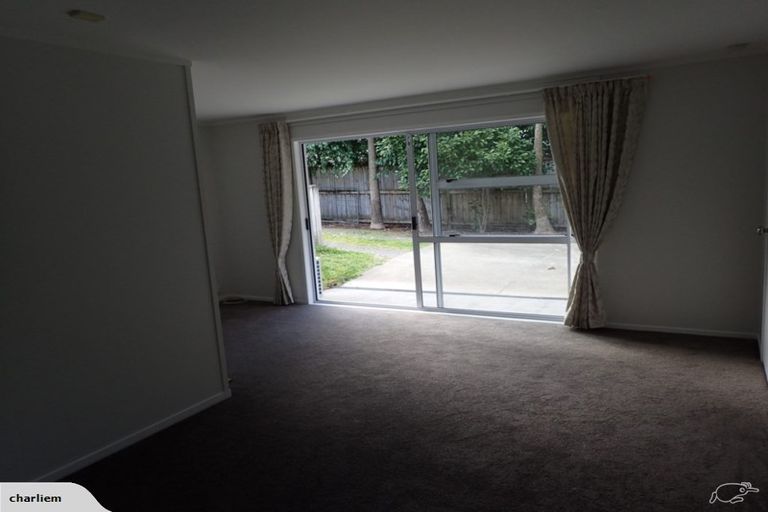 Photo of property in 35a Roland Road, Greenhithe, Auckland, 0632