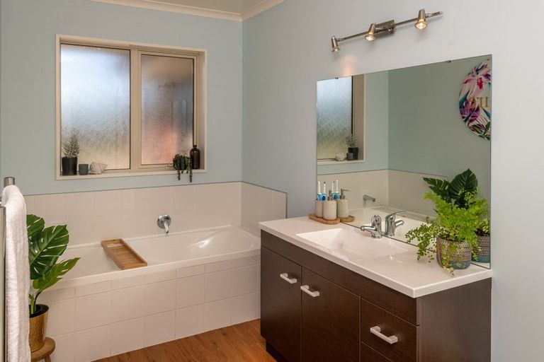 Photo of property in 55 Northpark Road, Newland, Ashburton, 7772