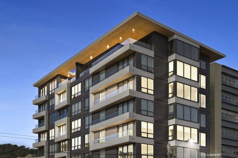 Photo of property in Alpha Apartments, 703/4 Elizabeth Street, Mount Victoria, Wellington, 6011