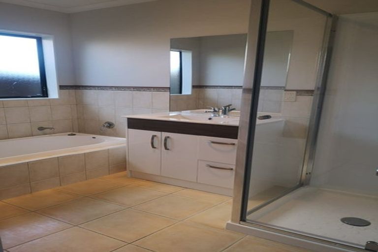 Photo of property in 138 Guys Road, East Tamaki, Auckland, 2013