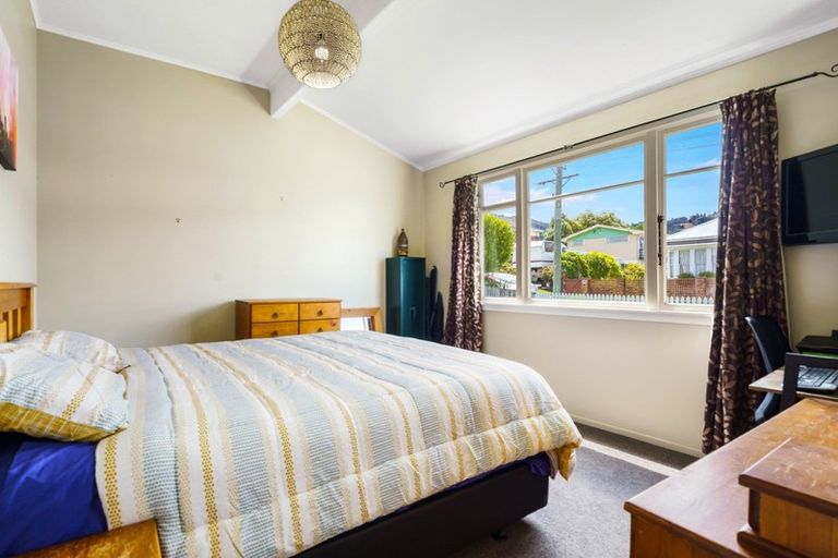 Photo of property in 19 Hall Road, Sawyers Bay, Port Chalmers, 9023