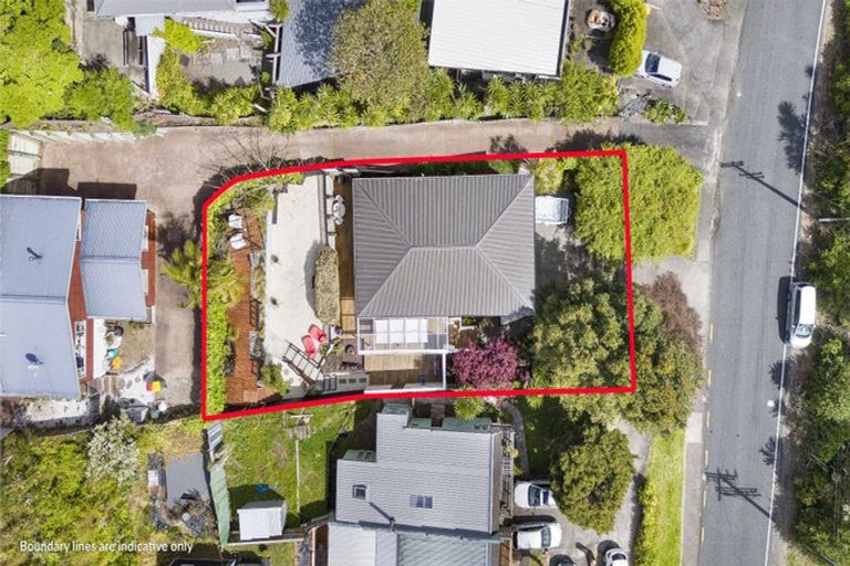 Photo of property in 2/11 Rangeview Road, Sunnyvale, Auckland, 0612