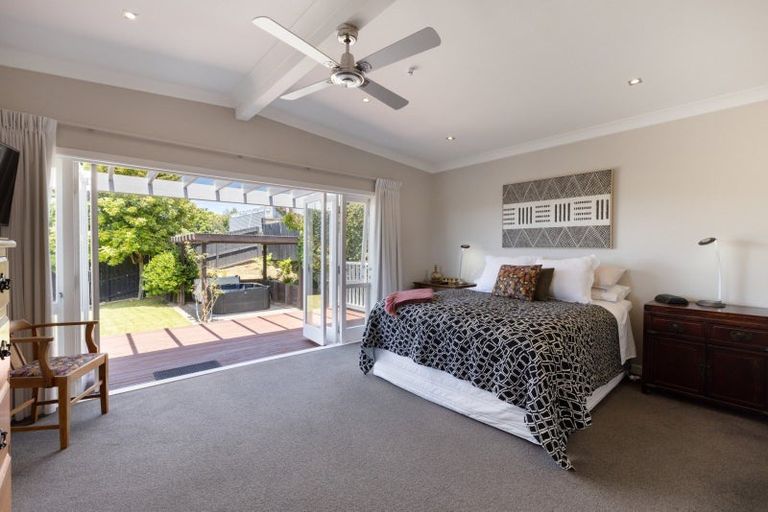 Photo of property in 57 Seaview Road, Otumoetai, Tauranga, 3110