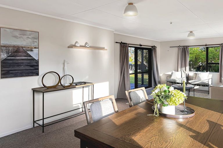 Photo of property in 1 Perry Crescent, Greenmeadows, Napier, 4112