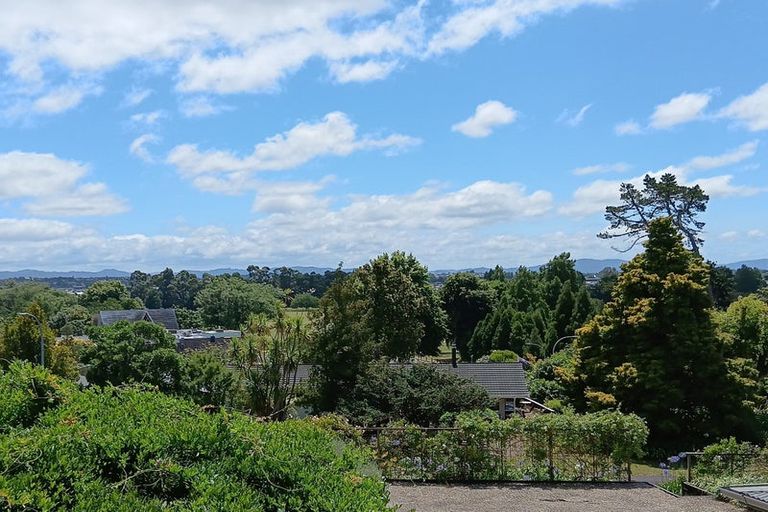 Photo of property in 135a Lake Crescent, Hamilton Lake, Hamilton, 3204