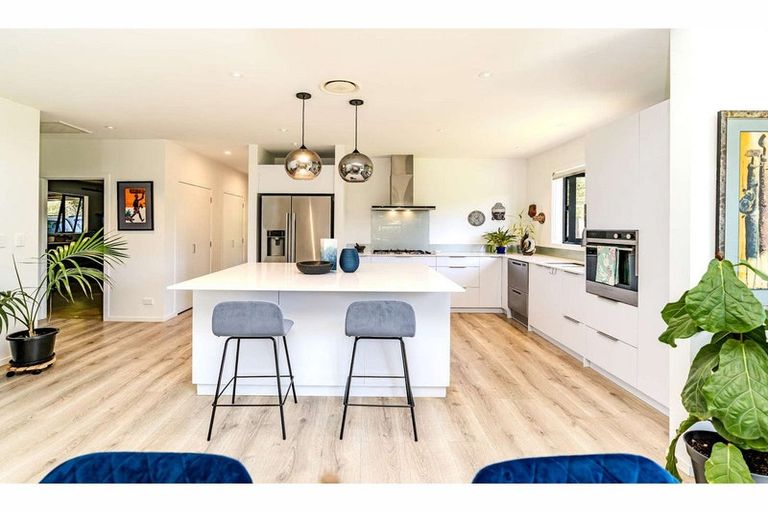 Photo of property in 15 Mandeno Drive, Kerikeri, 0230