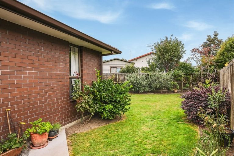 Photo of property in 6 Applewood Place, Casebrook, Christchurch, 8051