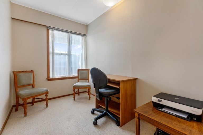 Photo of property in 24 Crownhill Street, Spotswood, New Plymouth, 4310