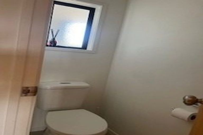 Photo of property in 422 Otumoetai Road, Otumoetai, Tauranga, 3110