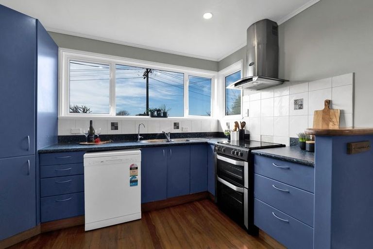 Photo of property in 18 Drake Street, Vogeltown, New Plymouth, 4310