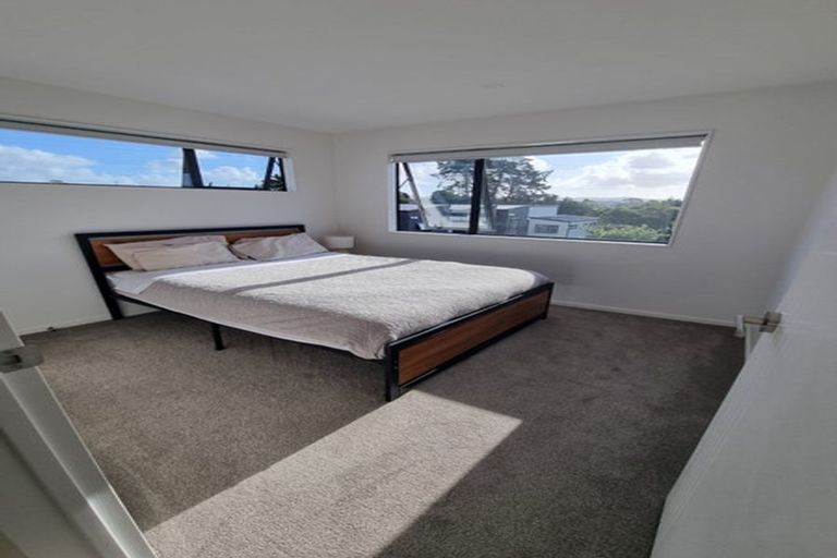 Photo of property in 3/26 Toru Street, Te Atatu Peninsula, Auckland, 0610