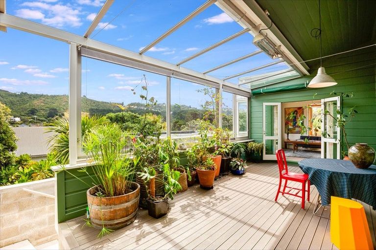 Photo of property in 17 Dover Street, Island Bay, Wellington, 6023