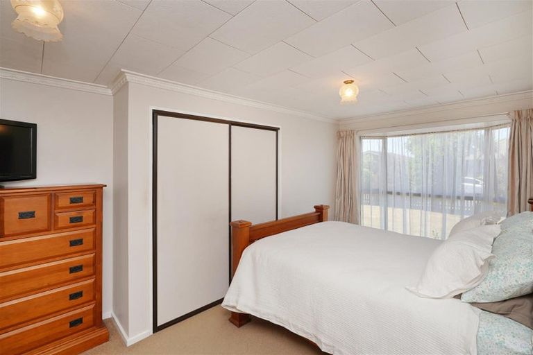 Photo of property in 53 Blankney Street, Hornby, Christchurch, 8042