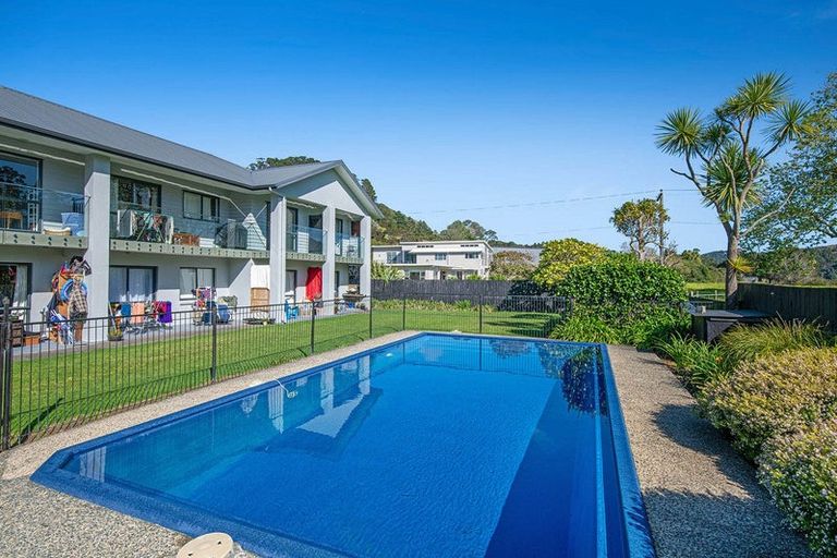 Photo of property in 2b/25 Weranui Road, Waiwera, Orewa, 0994