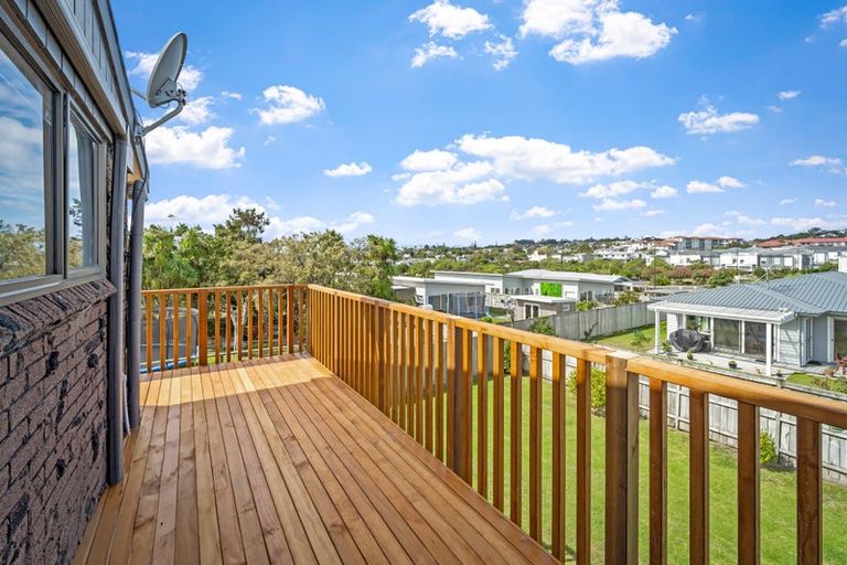 Photo of property in 19b Albatross Road, Red Beach, 0932