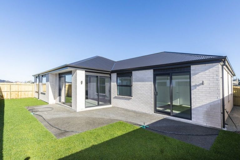 Photo of property in 13 Rita Angus Road, Belfast, 8051