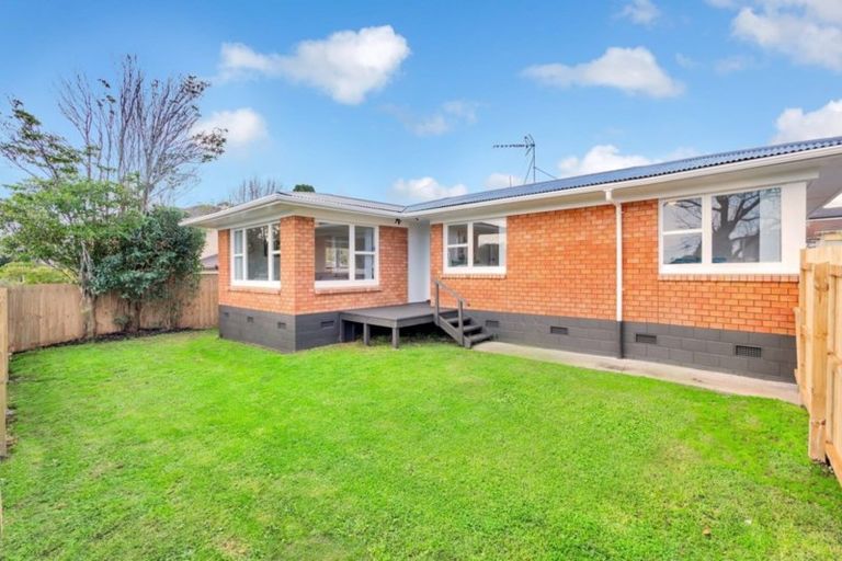 Photo of property in 1/84 Wallace Road, Papatoetoe, Auckland, 2025