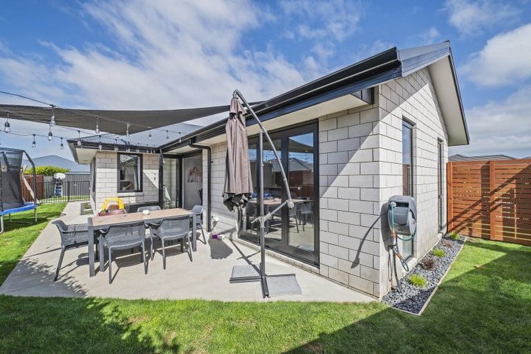 Photo of property in 76 Strauss Drive, Rolleston, 7614