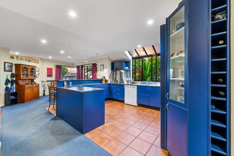 Photo of property in 4 Tellin Close, Massey, Auckland, 0614
