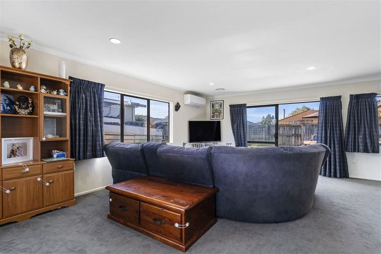 Photo of property in 11 Sarah Place, Papamoa Beach, Papamoa, 3118