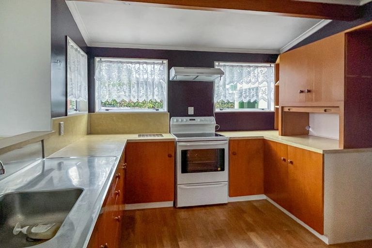 Photo of property in 17 Epping Place, Richmond Heights, Taupo, 3330