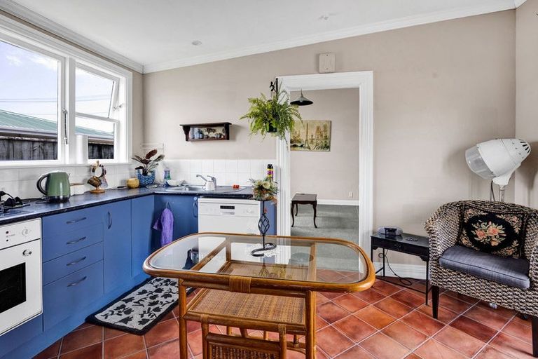 Photo of property in 22 Milmoe Street, Hawera, 4610