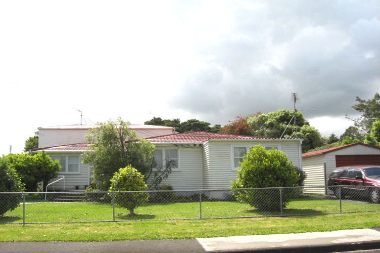Photo of property in 14 Royston Street, Rosehill, Papakura, 2113