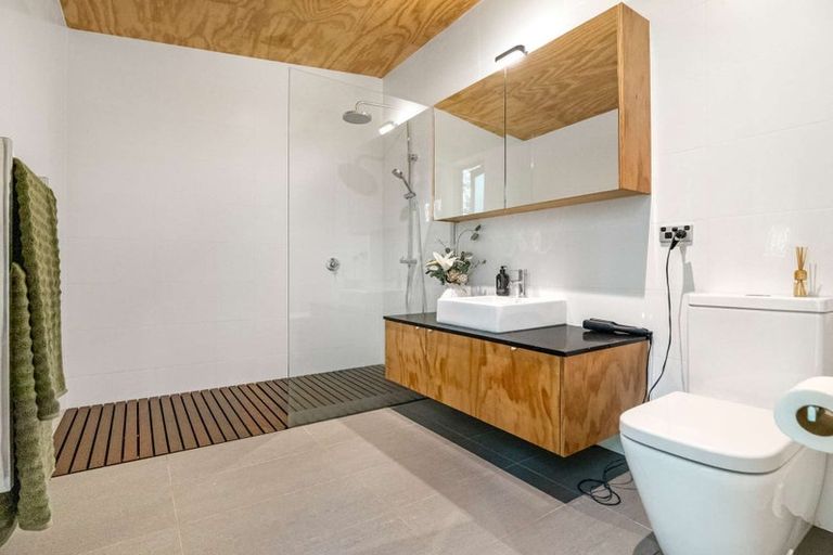 Photo of property in 547 Spencer Road, Lake Tarawera, Rotorua, 3076