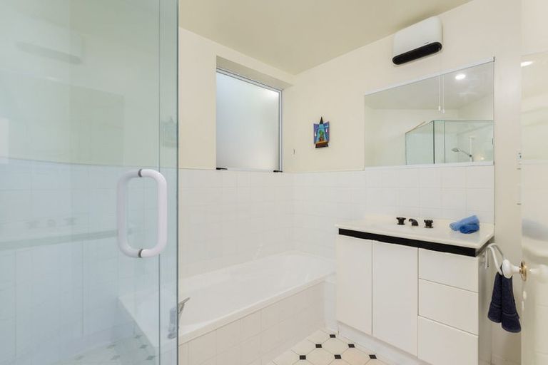 Photo of property in 47 The Cliffs, Britannia Heights, Nelson, 7010