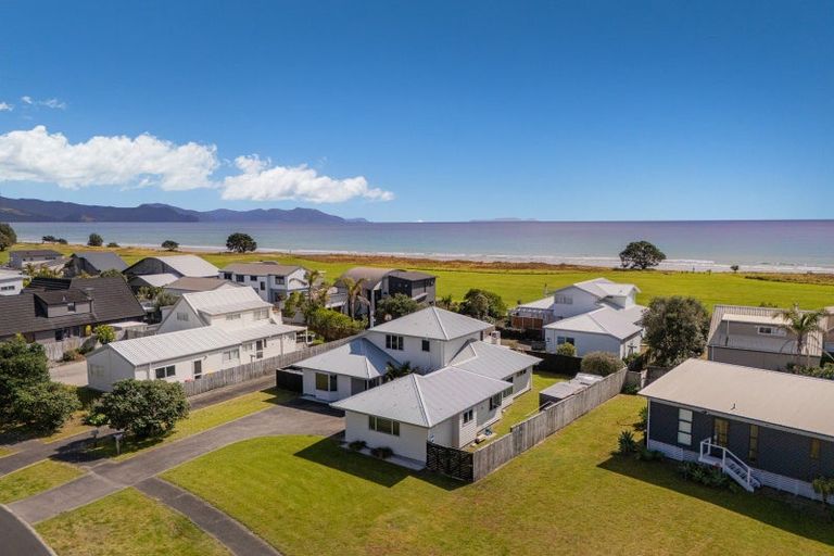 Photo of property in 126 Puka Crescent, Matarangi, Whitianga, 3592