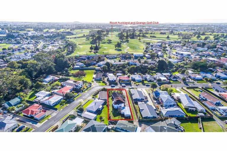 Photo of property in 3 Mclean Avenue, Papatoetoe, Auckland, 2025