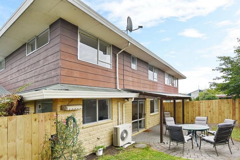 Photo of property in 1/10 Rachel Place, Avonhead, Christchurch, 8042