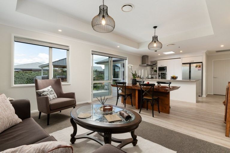 Photo of property in 26 Rotomanu Place, Pyes Pa, Tauranga, 3112