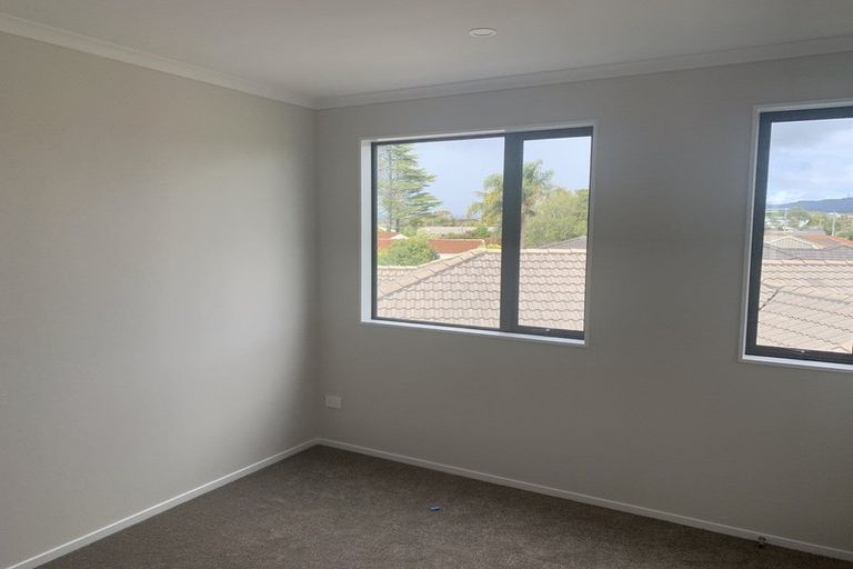 Photo of property in 6/66 Swanson Road, Henderson, Auckland, 0610