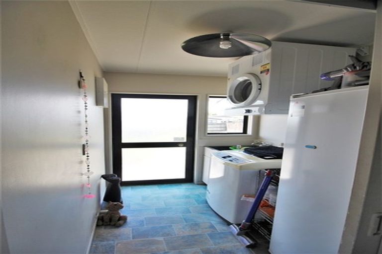 Photo of property in 6 Taksan Place, Pukete, Hamilton, 3200