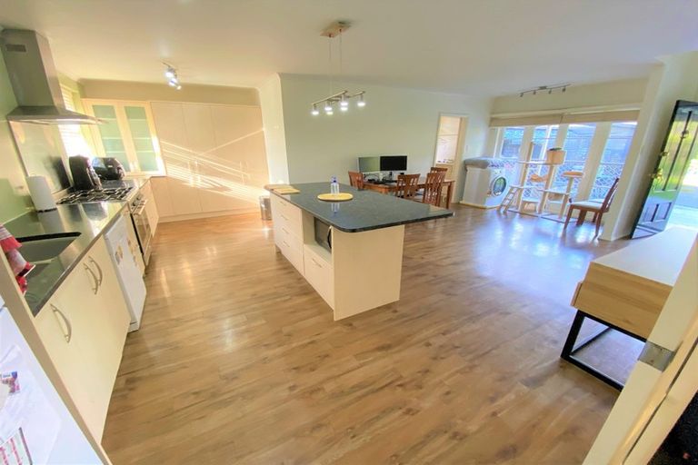 Photo of property in 4 Yeoman Place, Howick, Auckland, 2014