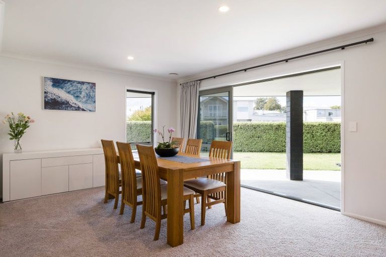 Photo of property in 45 Plescher Crescent, Leamington, Cambridge, 3432