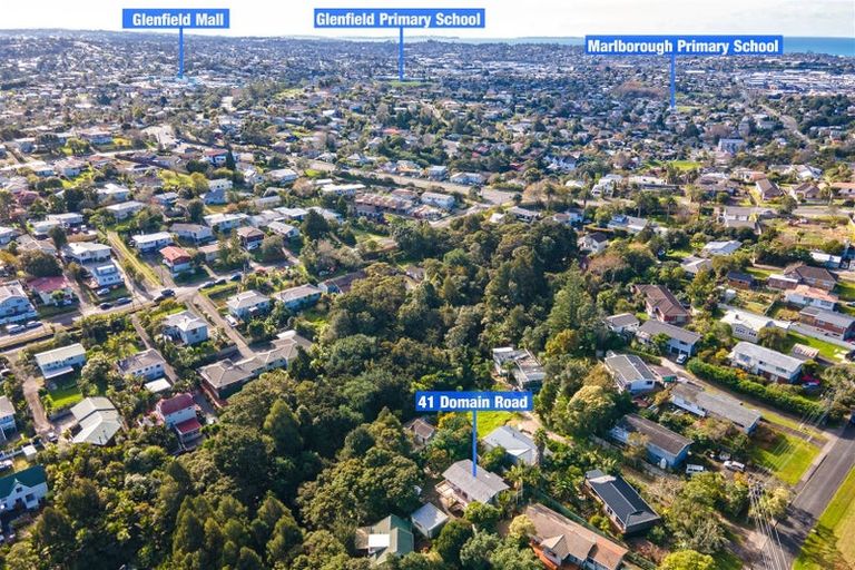 Photo of property in 1/41 Domain Road, Glenfield, Auckland, 0629