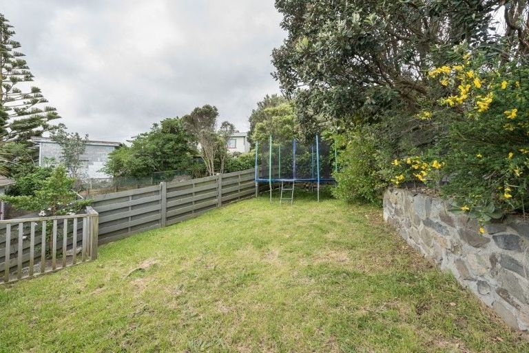 Photo of property in 37 Hudson Street, Island Bay, Wellington, 6023