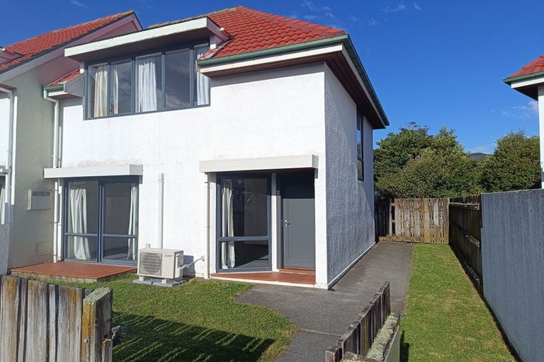 Photo of property in 1/990 High Street, Avalon, Lower Hutt, 5011