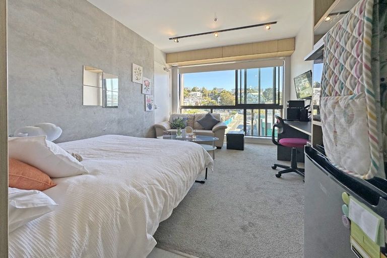 Photo of property in Vedado Apartments, 208/41 Hopper Street, Mount Cook, Wellington, 6011