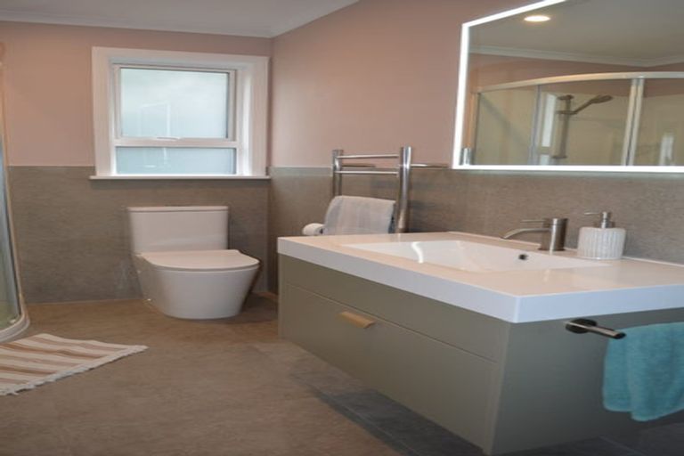 Photo of property in 137 Cornfoot Street, Castlecliff, Whanganui, 4501