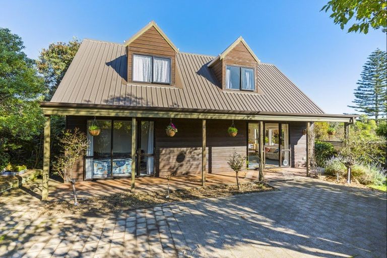 Photo of property in 13b Aorangi Road, Paraparaumu, 5032