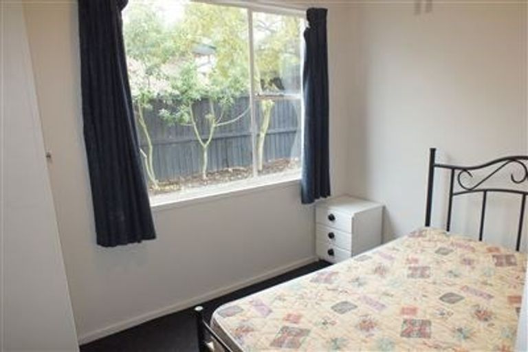 Photo of property in 4/50 Packe Street, Edgeware, Christchurch, 8013