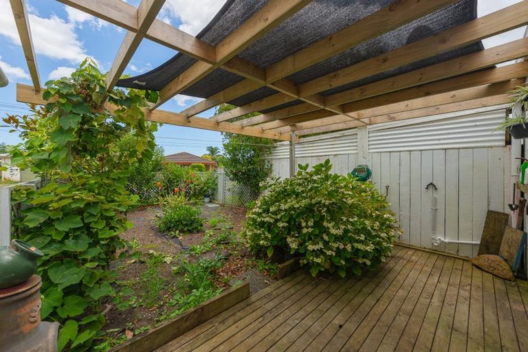 Photo of property in 29k Springs Road, Parakai, 0830