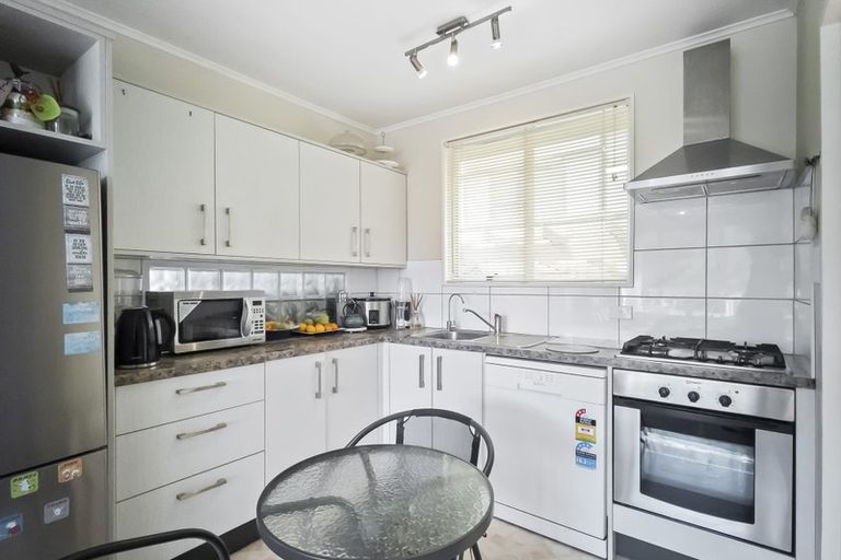 Photo of property in 8 Mamaku Street, Paraparaumu, 5032