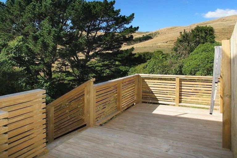 Photo of property in 90 Muri Road, Pukerua Bay, 5026