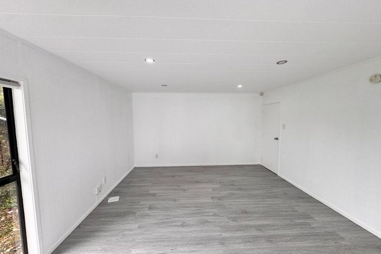 Photo of property in 2/1 Carter Place, Manurewa, Auckland, 2102